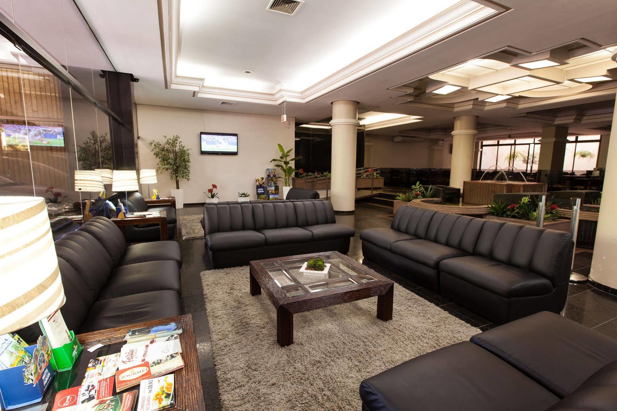 Hotel Mansiones Blumenau Esterno foto